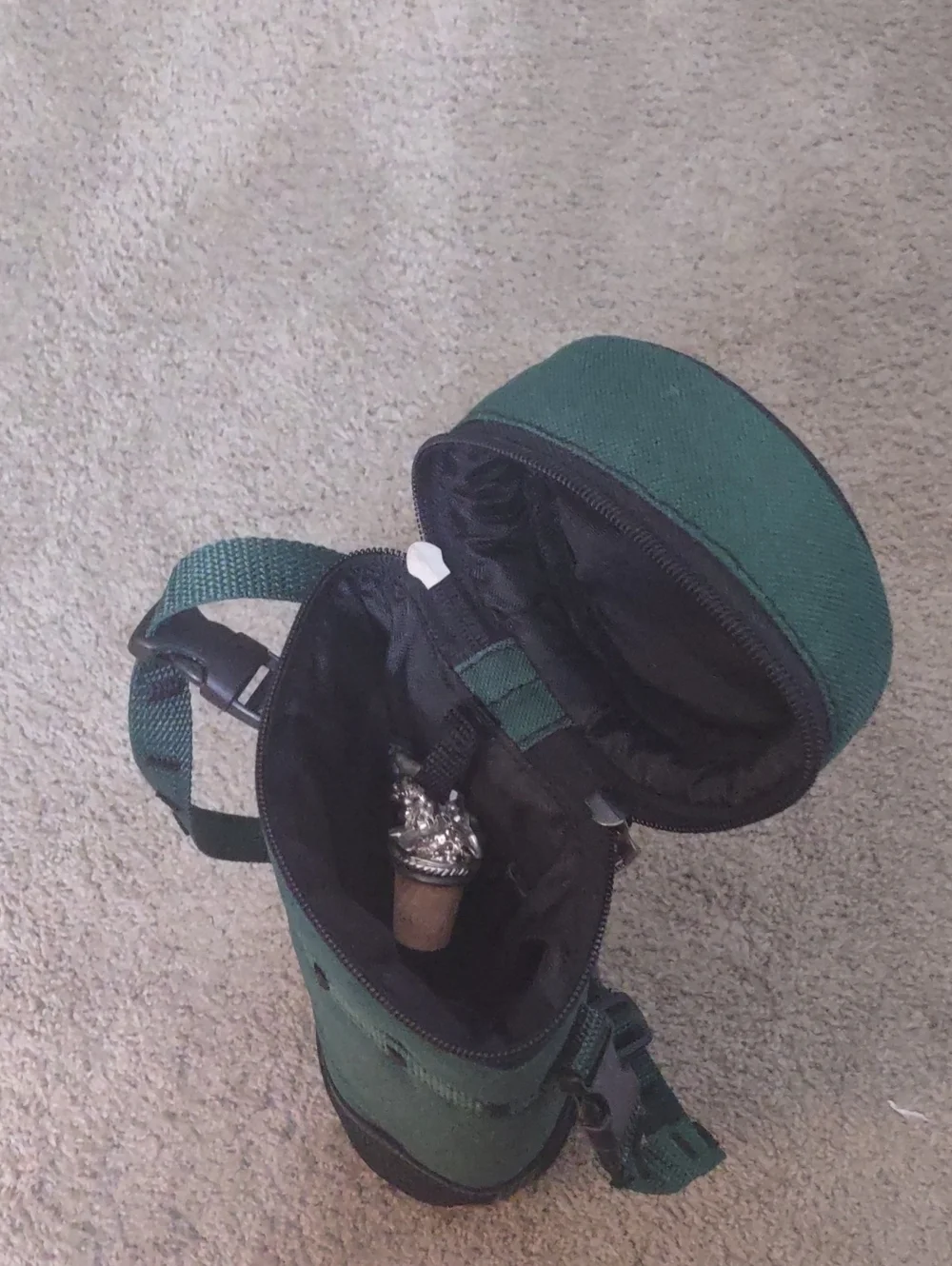 Picnic Time Wine Caddy Insulated Wine Tote in forest green. New